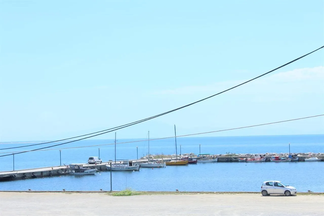 Davanti Al Mare Epanomi