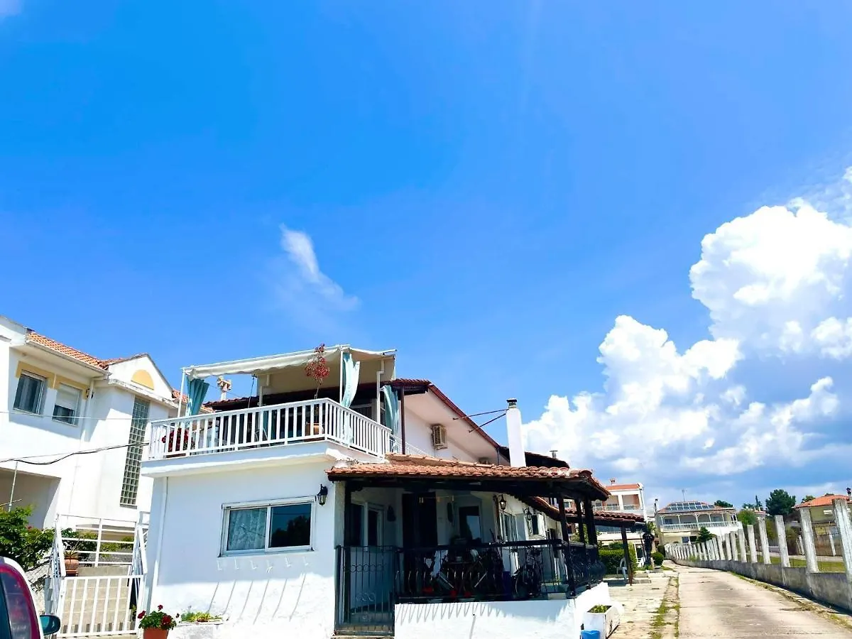 Davanti Al Mare Epanomi Apartment
